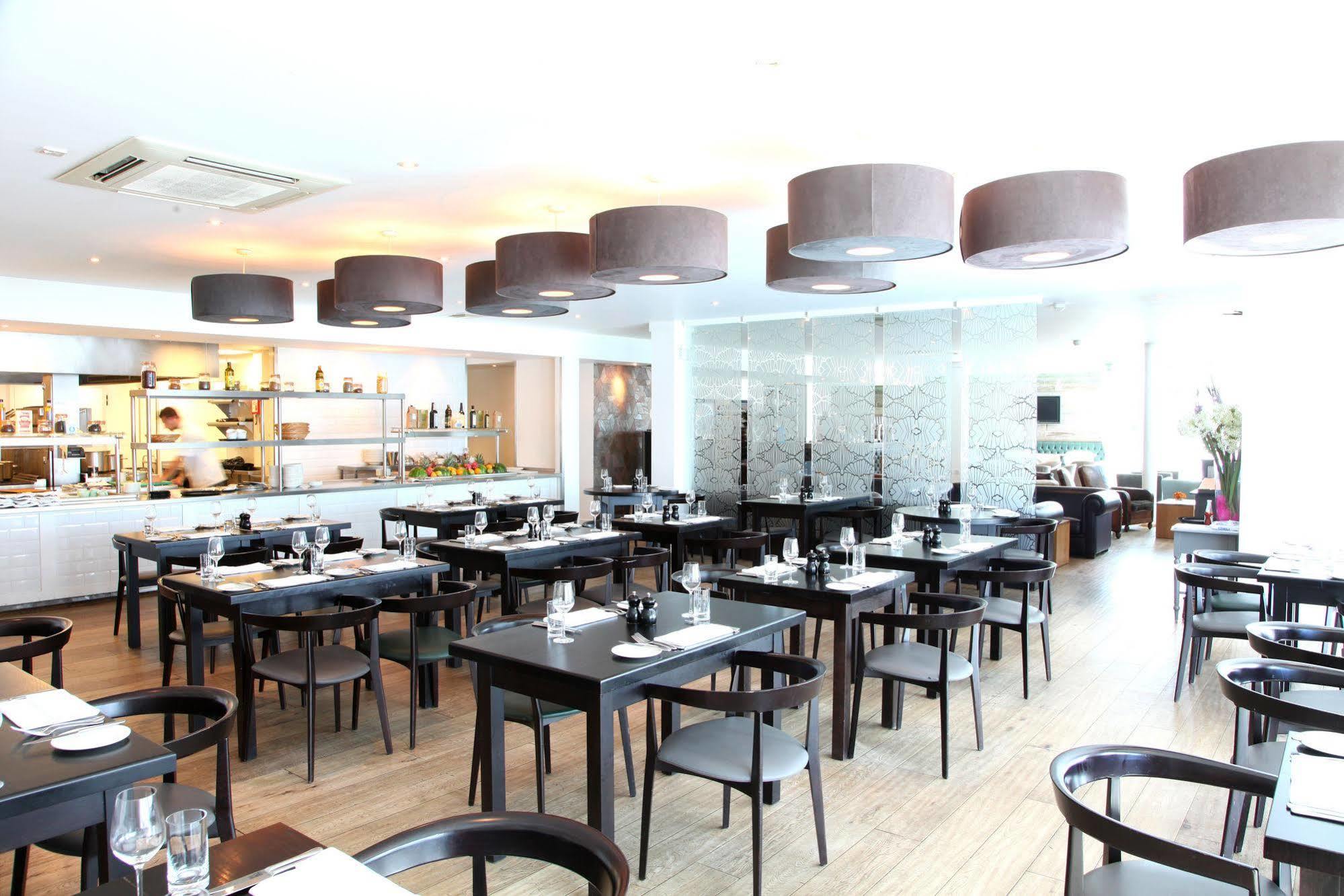 St Moritz Hotel And Cowshed Spa Polzeath Extérieur photo